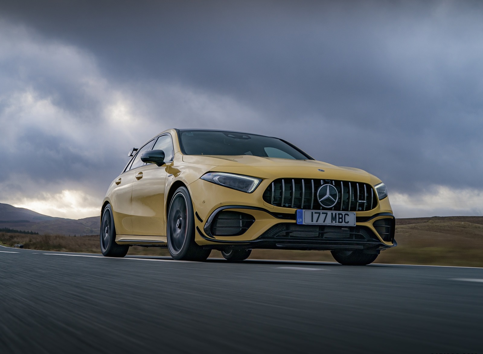2020 Mercedes-AMG A 45 S (UK-Spec) Front Three-Quarter Wallpapers (10)