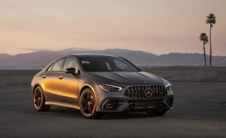 2020 Mercedes-AMG CLA 45 (US-Spec) Front Three-Quarter Wallpapers 450x275 (27)