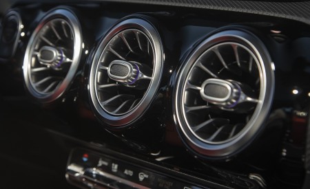 2020 Mercedes-AMG CLA 45 (US-Spec) Interior Detail Wallpapers 450x275 (66)