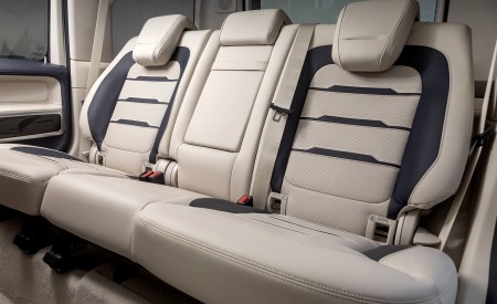 2020 Mercedes-AMG G 63 Cigarette Edition Interior Rear Seats Wallpapers 450x275 (10)