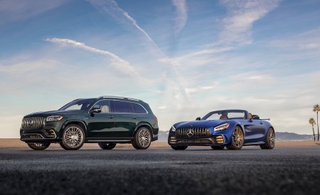 2020 Mercedes-AMG GT R Roadster (US-Spec) Front Three-Quarter Wallpapers 450x275 (30)