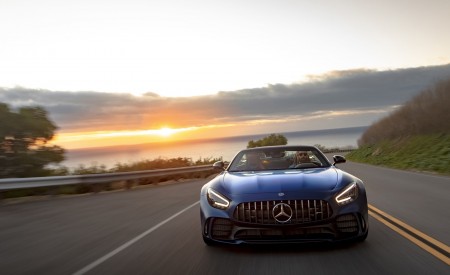 2020 Mercedes-AMG GT R Roadster (US-Spec) Front Wallpapers 450x275 (13)