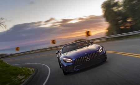 2020 Mercedes-AMG GT R Roadster (US-Spec) Front Wallpapers 450x275 (7)