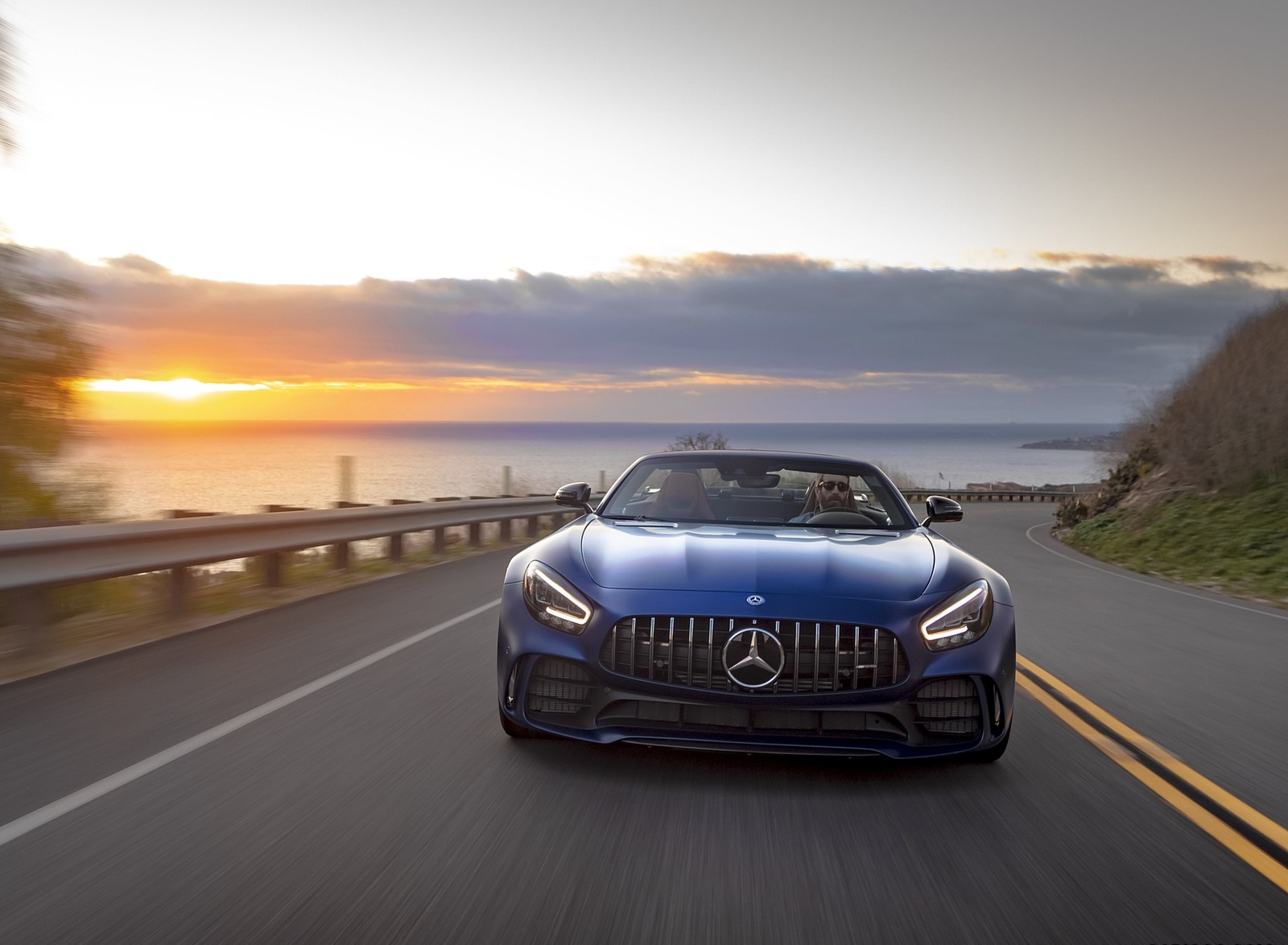 2020 Mercedes-AMG GT R Roadster (US-Spec) Front Wallpapers (14)