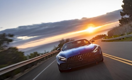 2020 Mercedes-AMG GT R Roadster (US-Spec) Front Wallpapers 450x275 (24)