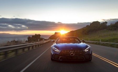 2020 Mercedes-AMG GT R Roadster (US-Spec) Front Wallpapers 450x275 (16)