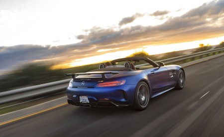 2020 Mercedes-AMG GT R Roadster (US-Spec) Rear Three-Quarter Wallpapers 450x275 (11)