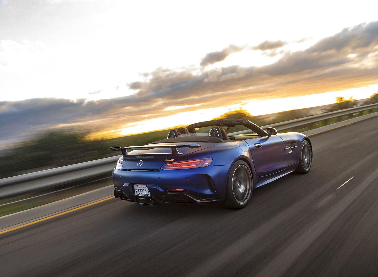2020 Mercedes-AMG GT R Roadster (US-Spec) Rear Three-Quarter Wallpapers (11)