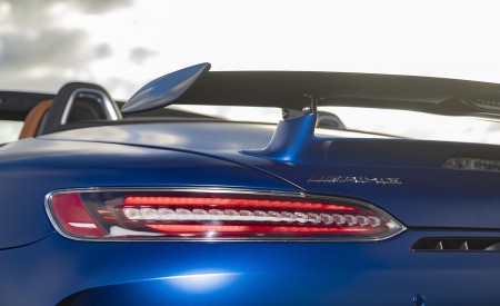 2020 Mercedes-AMG GT R Roadster (US-Spec) Spoiler Wallpapers 450x275 (55)