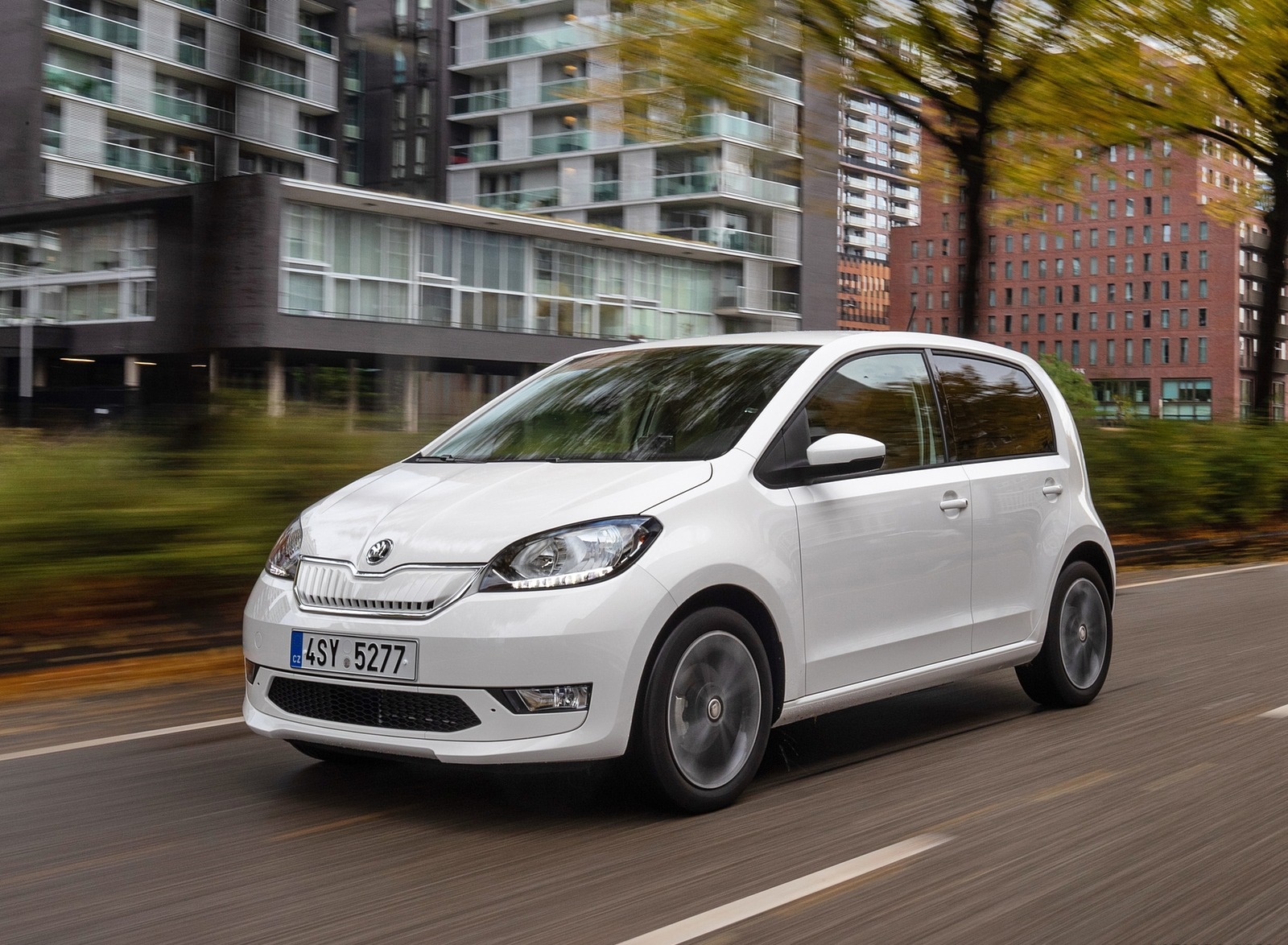 2020 Skoda Citigo iV Plug-In Hybrid Front Three-Quarter Wallpapers (4)