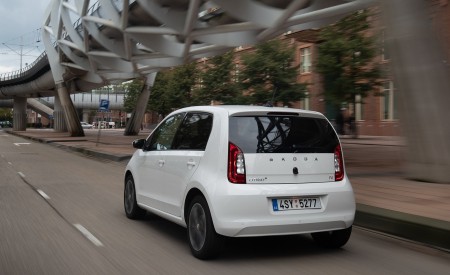 2020 Skoda Citigo iV Plug-In Hybrid Rear Three-Quarter Wallpapers 450x275 (6)