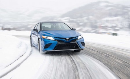 2020 Toyota Camry XSE AWD Front Wallpapers 450x275 (15)