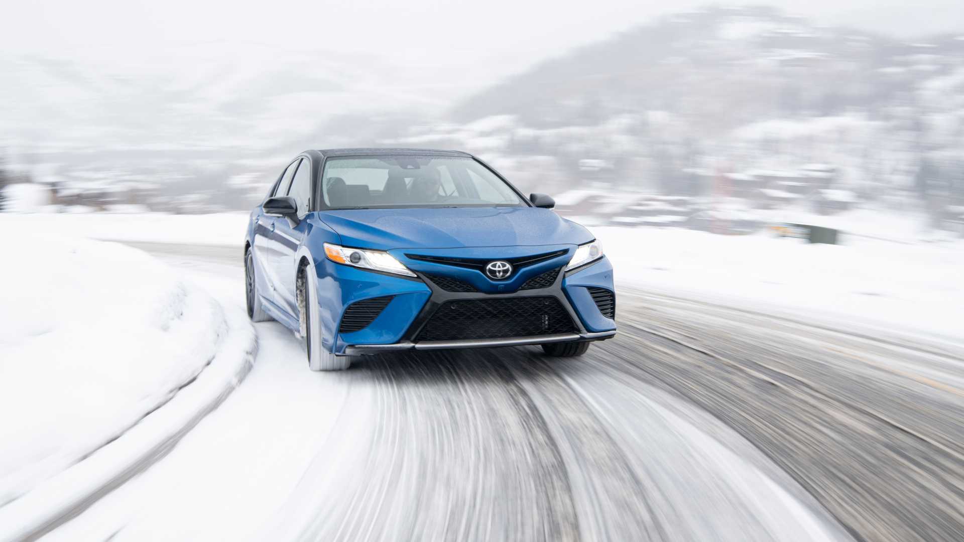 2020 Toyota Camry XSE AWD Front Wallpapers (15)