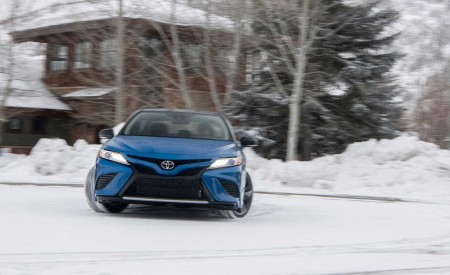 2020 Toyota Camry XSE AWD Front Wallpapers 450x275 (16)