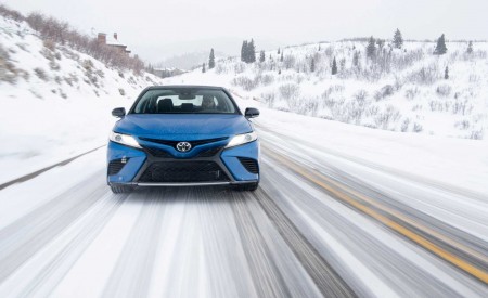 2020 Toyota Camry XSE AWD Front Wallpapers 450x275 (6)