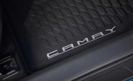 2020 Toyota Camry XSE AWD Interior Detail Wallpapers 450x275 (67)