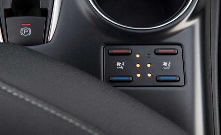 2020 Toyota Camry XSE AWD Interior Detail Wallpapers 450x275 (75)