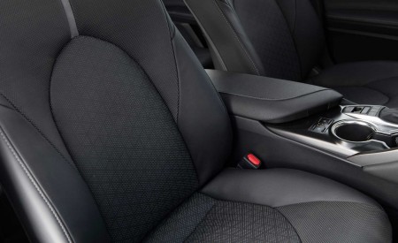2020 Toyota Camry XSE AWD Interior Front Seats Wallpapers 450x275 (63)