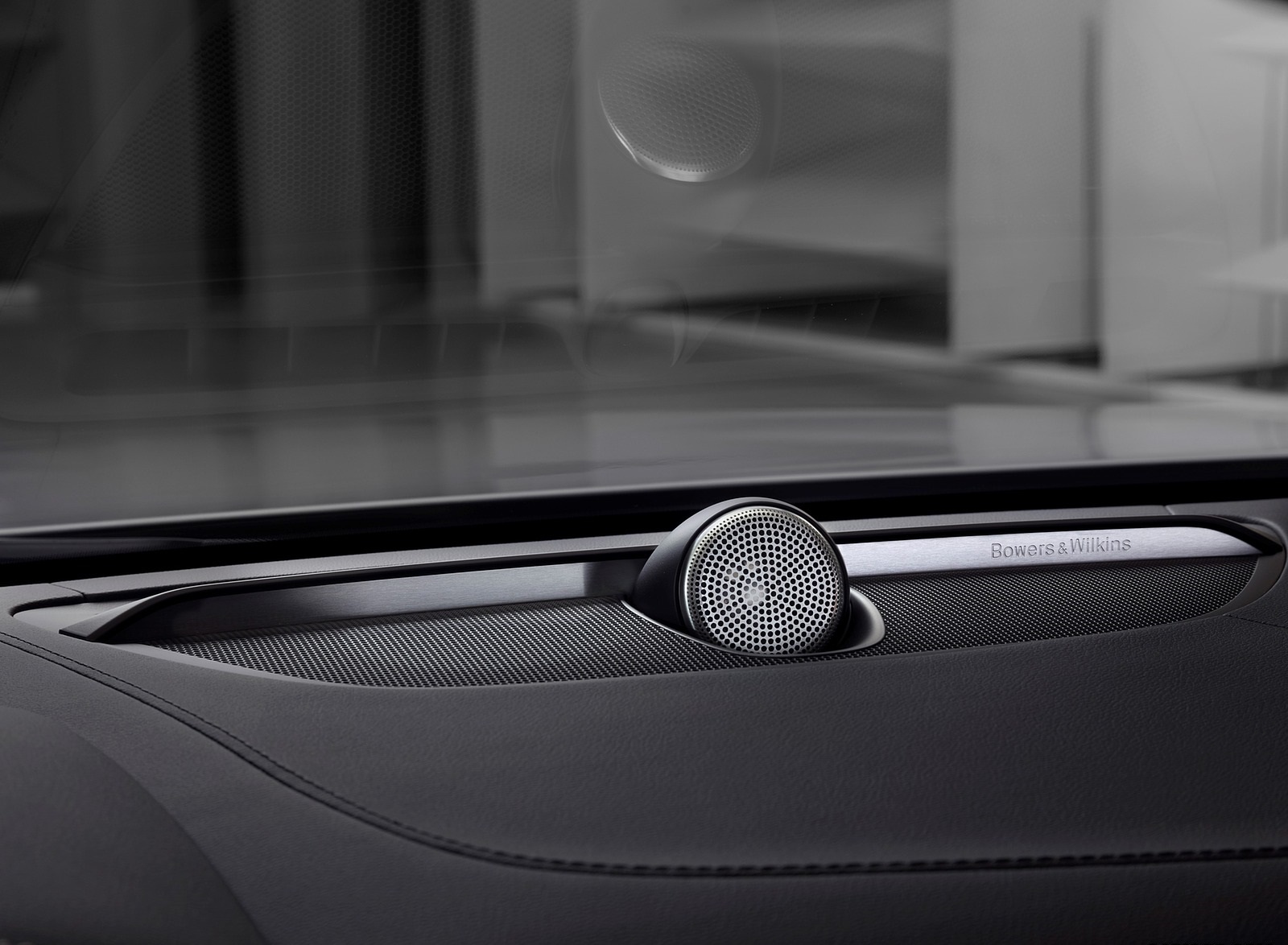 2020 Volvo S90 Recharge T8 plug-in hybrid (Color: Platinum Grey) Interior Detail Wallpapers (13)