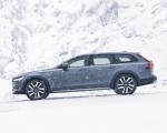 2020 Volvo V90 Cross Country Recharge T8 plug-in hybrid (Color: Thunder Grey) Side Wallpapers 150x120
