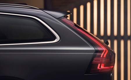 2020 Volvo V90 Recharge T8 plug-in hybrid (Color: Platinum Grey) Detail Wallpapers 450x275 (7)