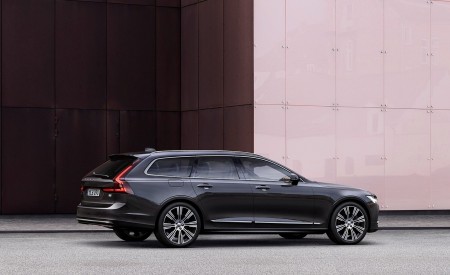 2020 Volvo V90 Recharge T8 plug-in hybrid (Color: Platinum Grey) Side Wallpapers 450x275 (4)