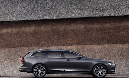 2020 Volvo V90 Recharge T8 plug-in hybrid (Color: Platinum Grey) Side Wallpapers 450x275 (3)