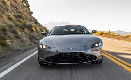 2021 Aston Martin Vantage Roadster (Color: Spirit Silver; US-Spec) Front Wallpapers 450x275 (76)