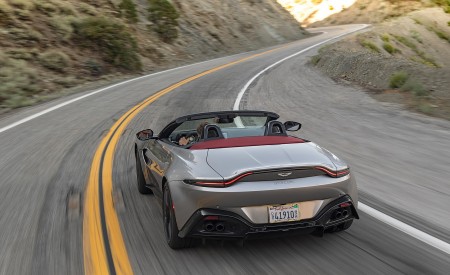 2021 Aston Martin Vantage Roadster (Color: Spirit Silver; US-Spec) Rear Wallpapers 450x275 (78)