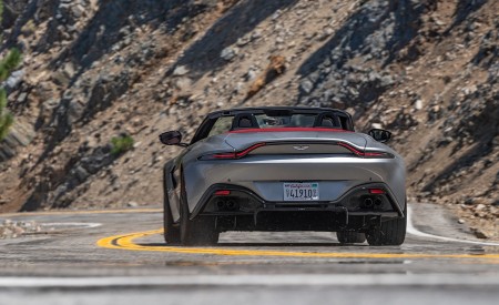2021 Aston Martin Vantage Roadster (Color: Spirit Silver; US-Spec) Rear Wallpapers 450x275 (103)