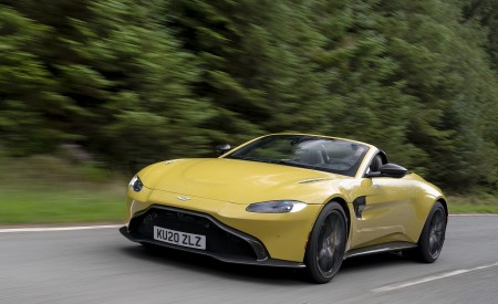 2021 Aston Martin Vantage Roadster (Color: Yellow Tang) Front Three-Quarter Wallpapers 450x275 (8)
