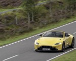 2021 Aston Martin Vantage Roadster (Color: Yellow Tang) Front Three-Quarter Wallpapers 150x120 (10)