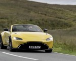 2021 Aston Martin Vantage Roadster (Color: Yellow Tang) Front Wallpapers 150x120 (26)