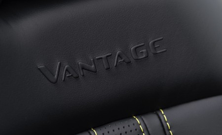 2021 Aston Martin Vantage Roadster (Color: Yellow Tang) Interior Seats Wallpapers 450x275 (67)