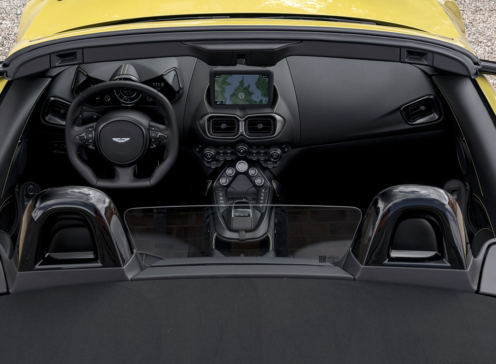 2021 Aston Martin Vantage Roadster (Color: Yellow Tang) Interior Wallpapers #61 of 175