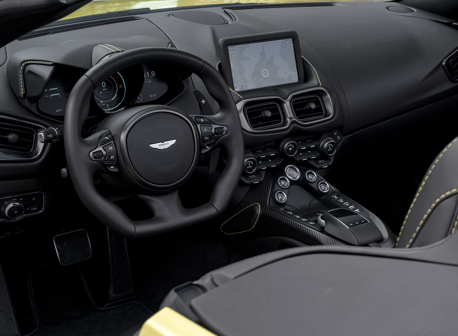 2021 Aston Martin Vantage Roadster (Color: Yellow Tang) Interior Wallpapers #62 of 175