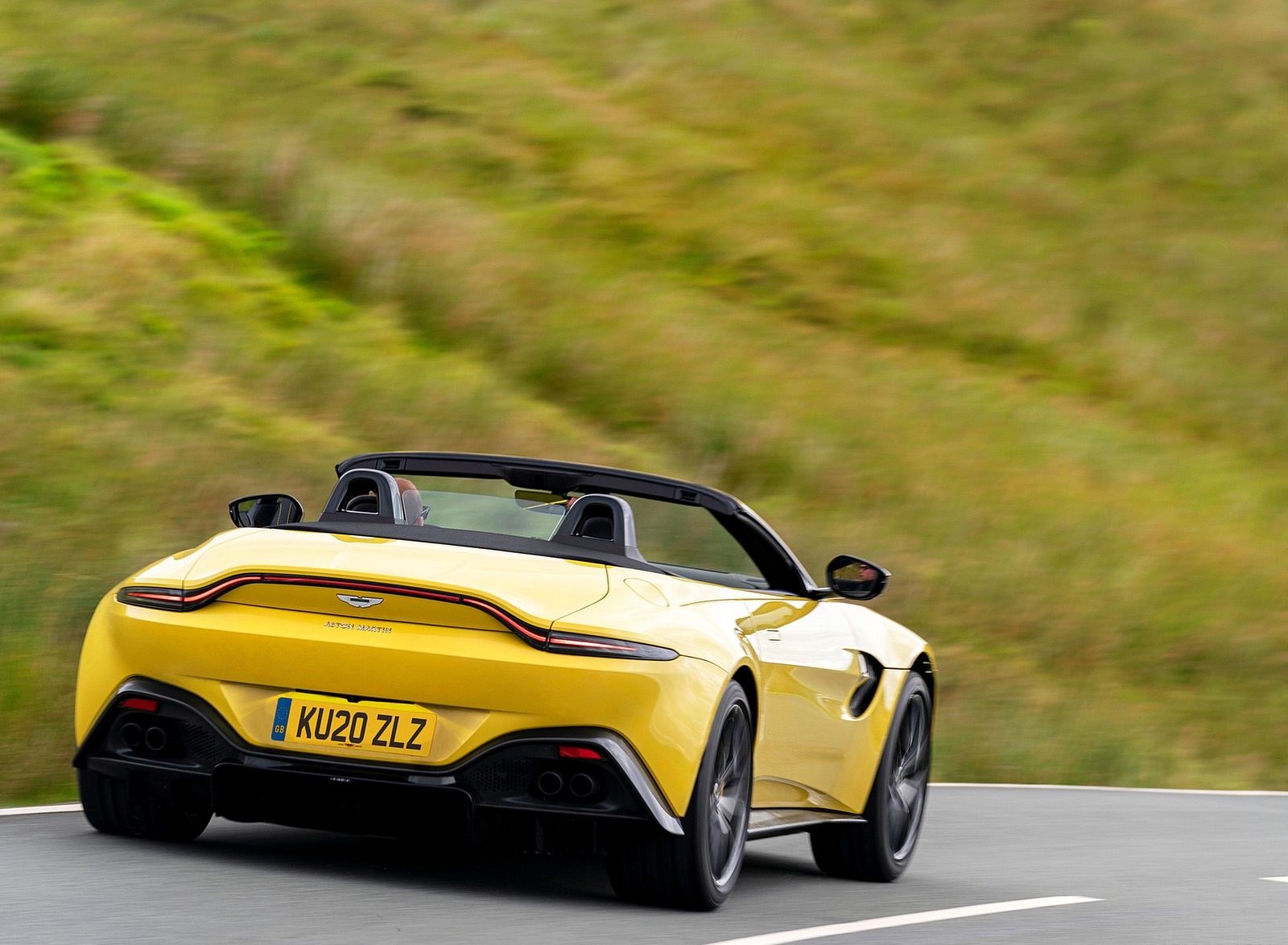2021 Aston Martin Vantage Roadster (Color: Yellow Tang) Rear Wallpapers #33 of 175