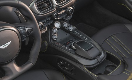 2021 Aston Martin Vantage Roadster (Color: Yellow Tang; US-Spec) Central Console Wallpapers 450x275 (160)
