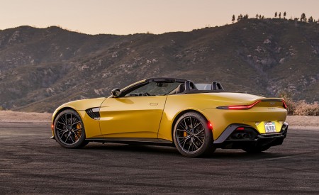 2021 Aston Martin Vantage Roadster (Color: Yellow Tang; US-Spec) Rear Three-Quarter Wallpapers 450x275 (146)