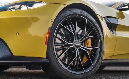 2021 Aston Martin Vantage Roadster (Color: Yellow Tang; US-Spec) Wheel Wallpapers 450x275 (150)