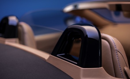 2021 Aston Martin Vantage Roadster Interior Detail Wallpapers 450x275 (173)