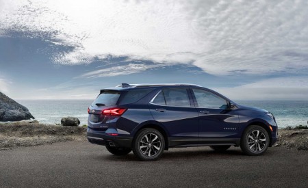 2021 Chevrolet Equinox Premier Rear Three-Quarter Wallpapers 450x275 (5)
