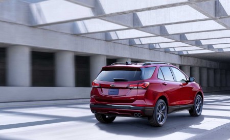2021 Chevrolet Equinox RS Rear Three-Quarter Wallpapers 450x275 (2)