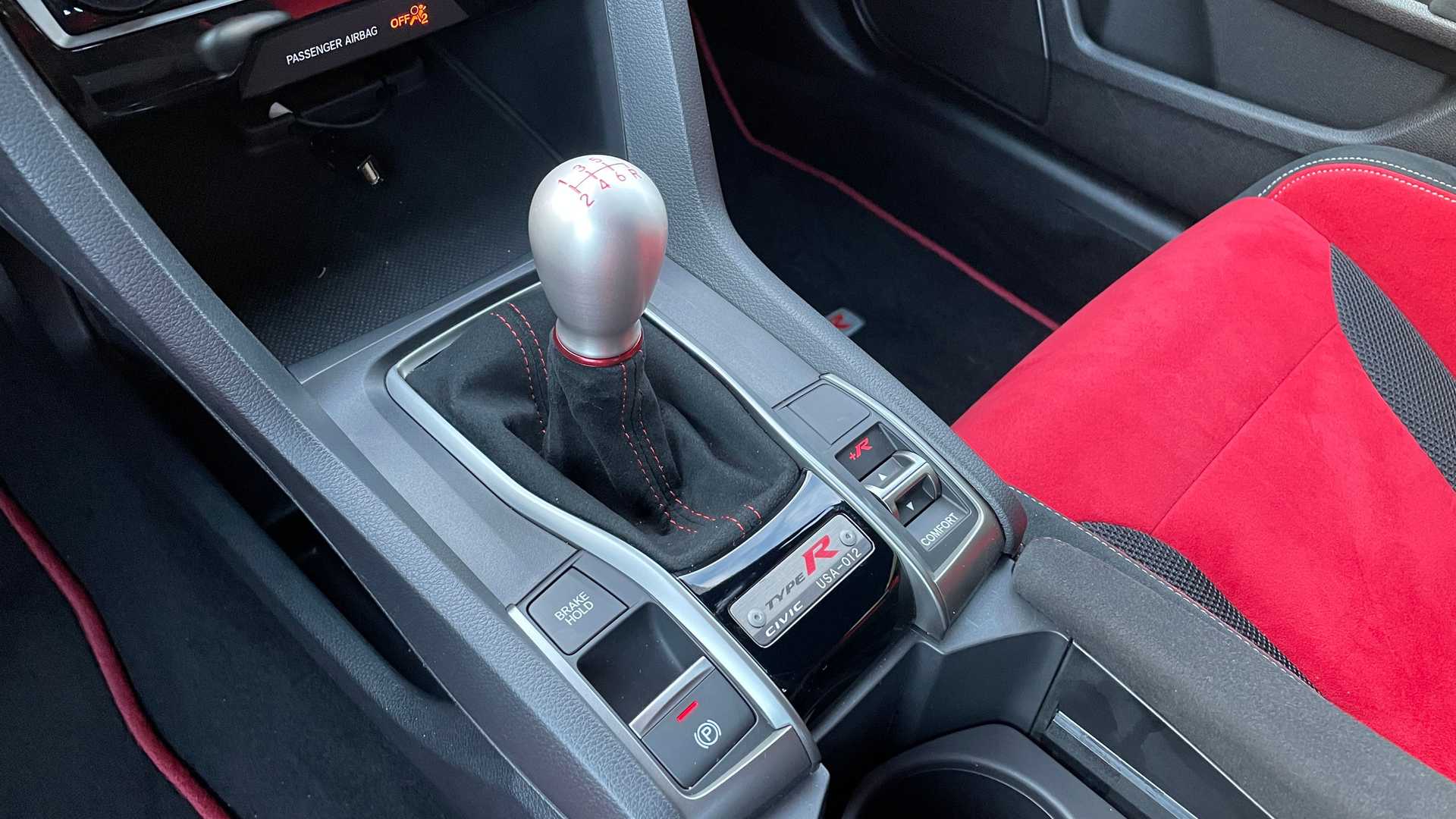2021 Honda Civic Type R Limited Edition Central Console Wallpapers #69 of 92