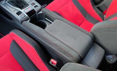 2021 Honda Civic Type R Limited Edition Central Console Wallpapers 450x275 (36)