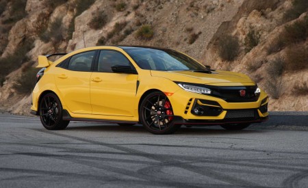 2021 Honda Civic Type R Limited Edition (Color: Sunlight Yellow) Front Three-Quarter Wallpapers 450x275 (9)
