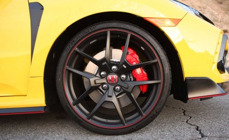 2021 Honda Civic Type R Limited Edition (Color: Sunlight Yellow) Wheel Wallpapers 450x275 (16)