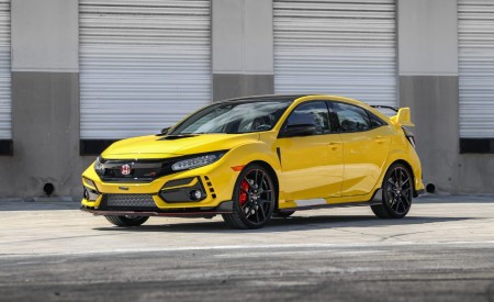 2021 Honda Civic Type R Limited Edition Front Three-Quarter Wallpapers 450x275 (60)