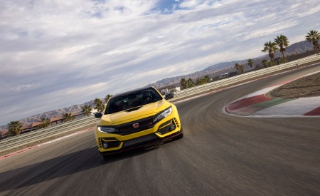 2021 Honda Civic Type R Limited Edition Front Wallpapers 450x275 (48)