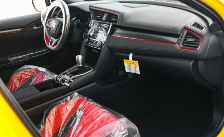 2021 Honda Civic Type R Limited Edition Interior Cockpit Wallpapers 450x275 (77)